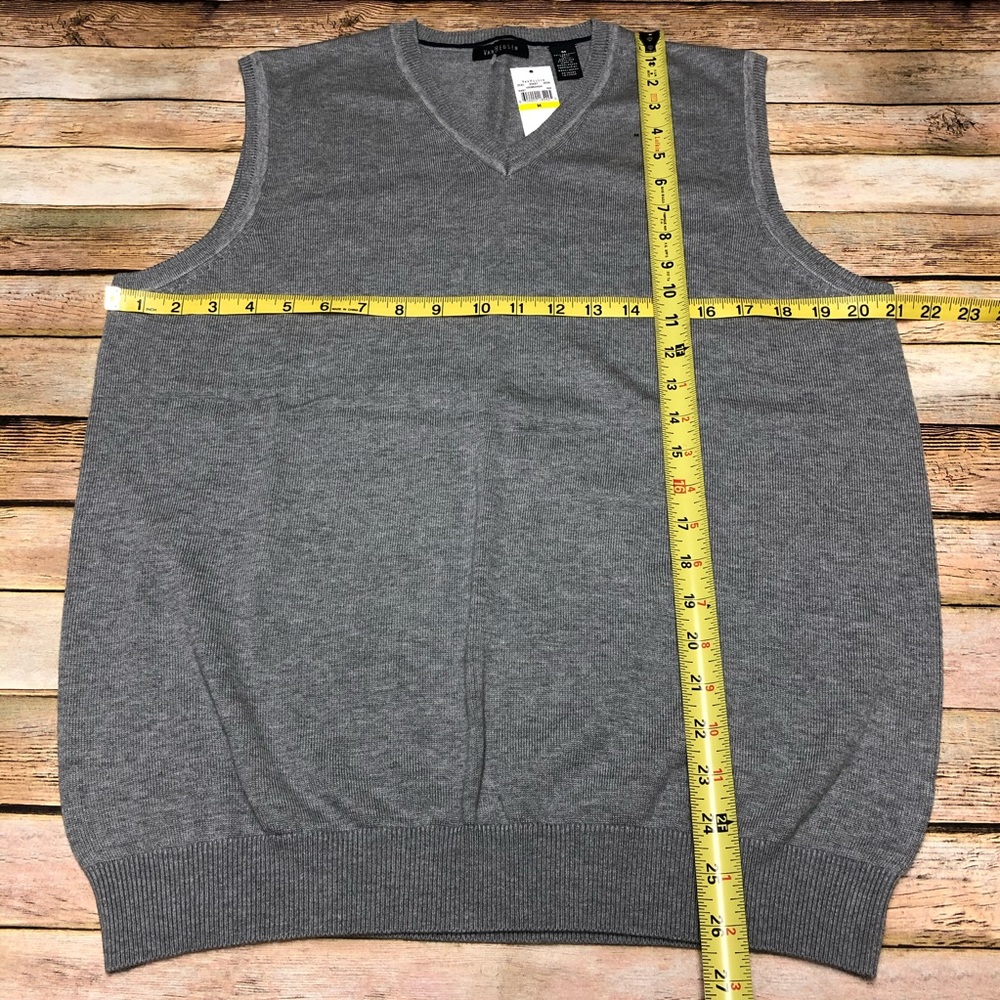 Van Heusen V-Neck Sweater Vest. NWT - Picture 4 of 5